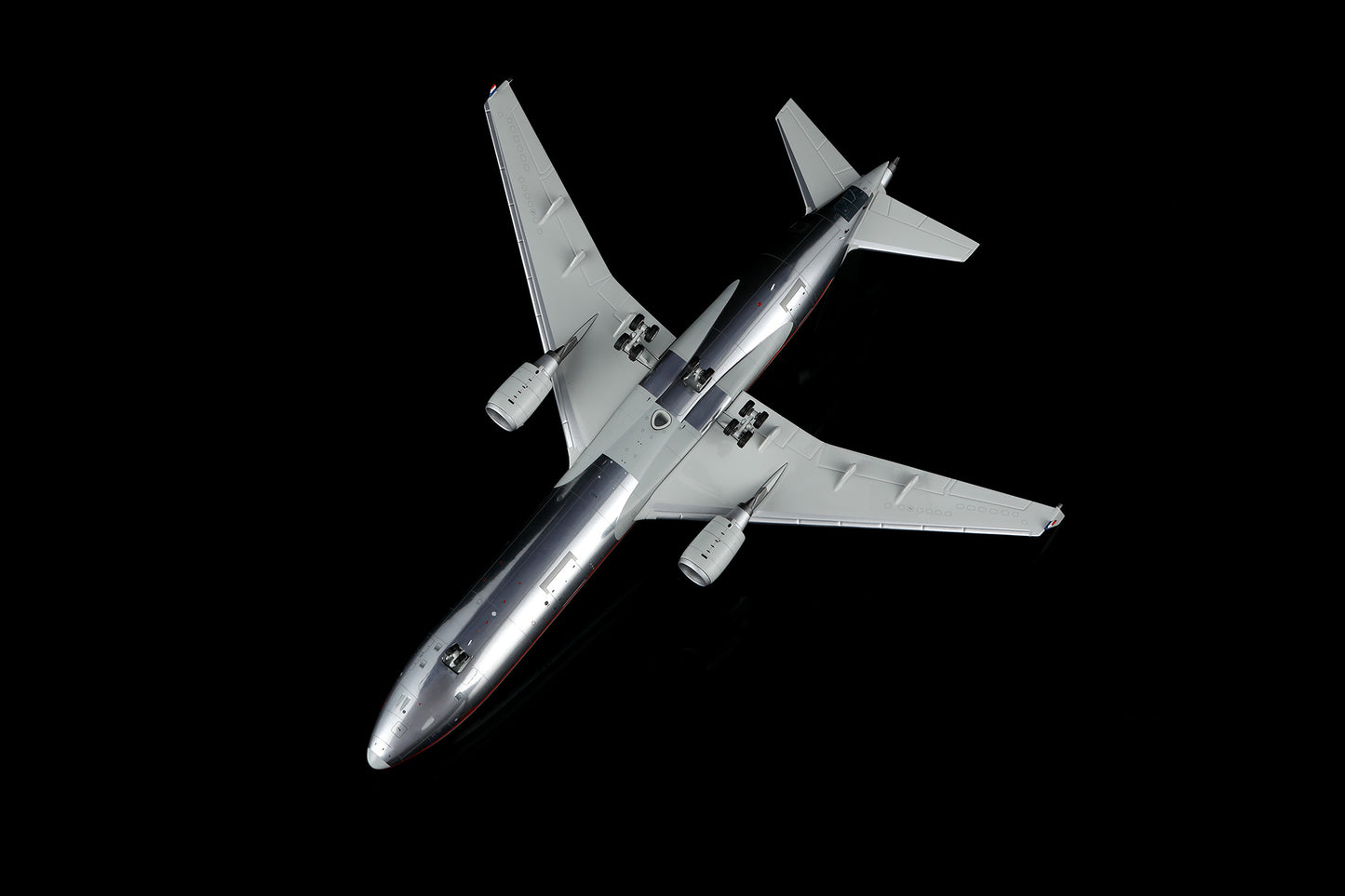 SQ Wings L2229
