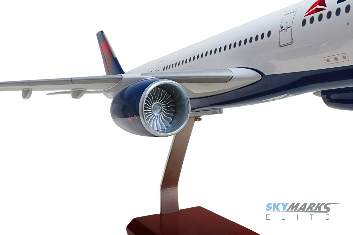 SkyMarks Elite SKG55810 1:100 Delta Air Lines A350-900 N501DN