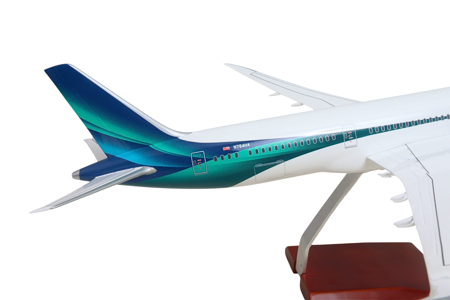 SkyMarks Elite SKG76010 1:100 Alaska Airlines 787-9 Aurora N784HA