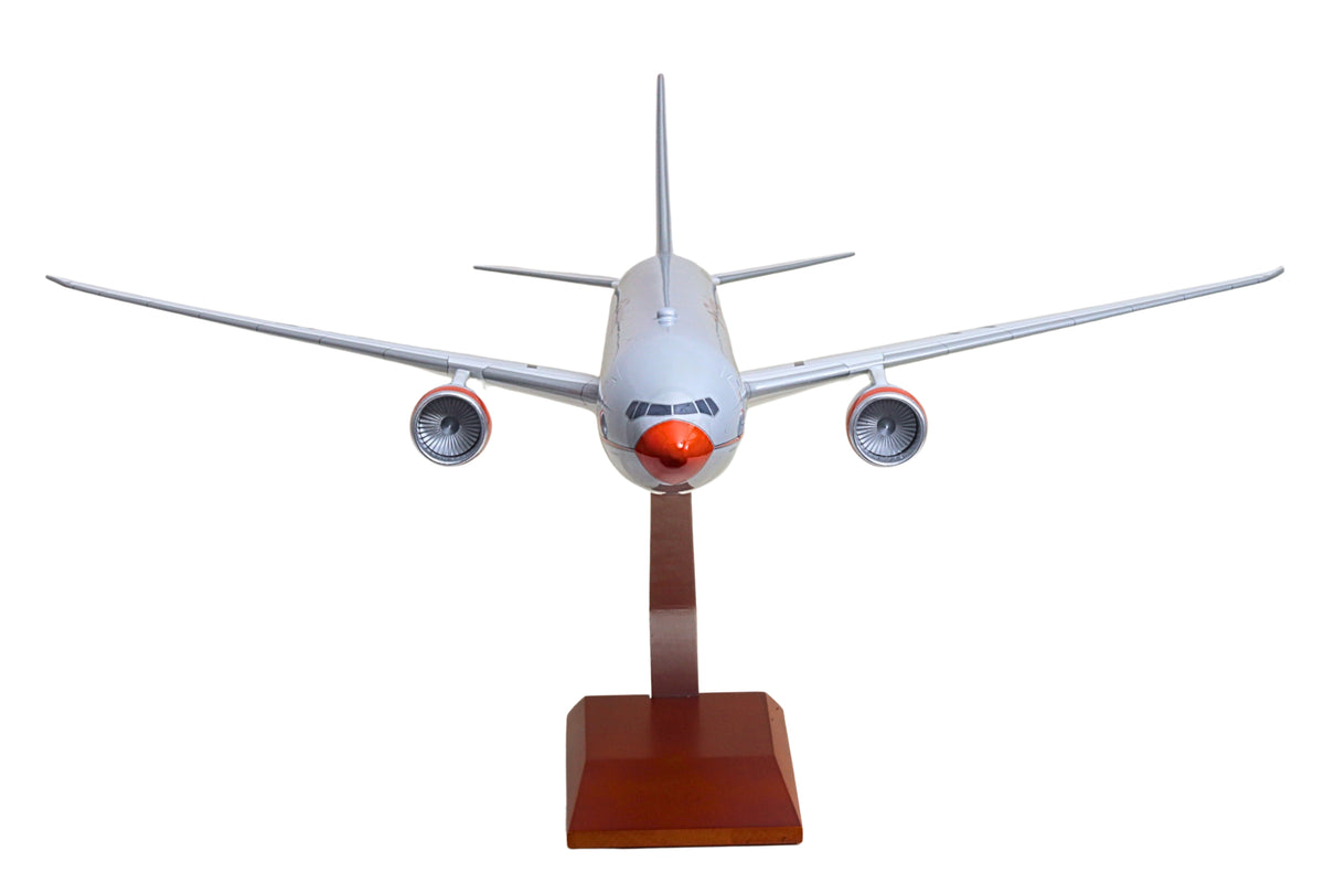 Pre-order SkyMarks Elite SKG79100 1:100 American Airlines 777-300 Flagship American Airlines 100 Years N735AT
