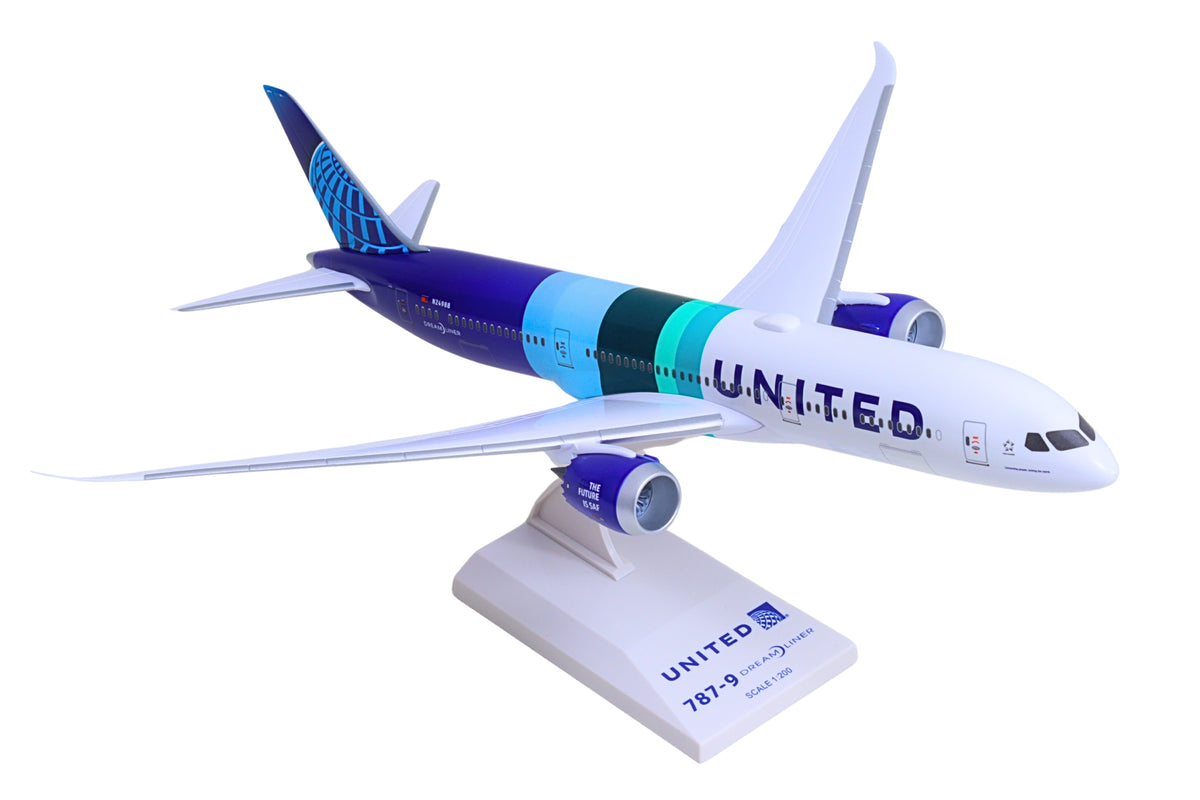 Pre-Order SkyMarks SKR1183 1:200 Boeing 787-9 United Airlines The Future is SAF N24988