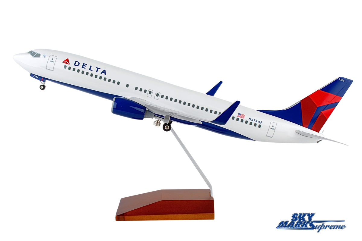 SkyMarks Elite SKR8206 1:100 Delta Air Lines Boeing 737-800