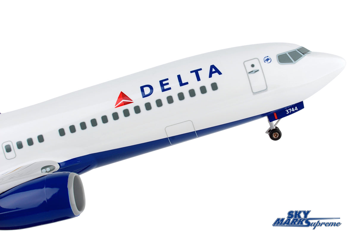 SkyMarks Elite SKR8206 1:100 Delta Air Lines Boeing 737-800