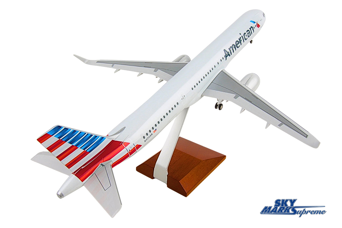 SkyMarks Elite SKR8422 1:100 American Airlines Airbus A321neo