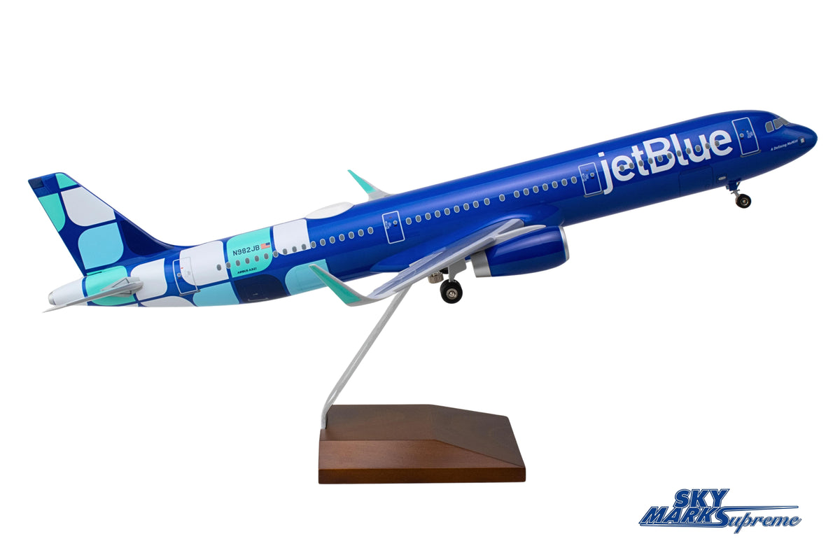SkyMarks Elite SKR8440 1:100 JetBlue Airbus A321 Mint