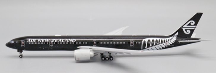 JC Wings JC4ANZ0006 1:400 Air New Zealand Boeing 777-300ER ZK-OKQ "All Blacks"