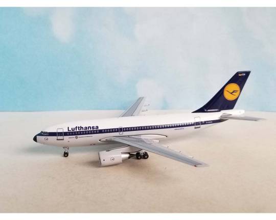 Aero Classics AC411204 1:400 Lufthansa A310 D - AICA