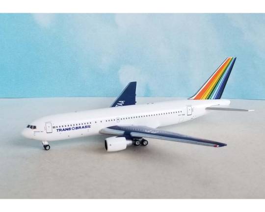 Aero Classics AC411374 1:400 Boeing 767 - 200 Trans Brazil PT - TAA blue livery