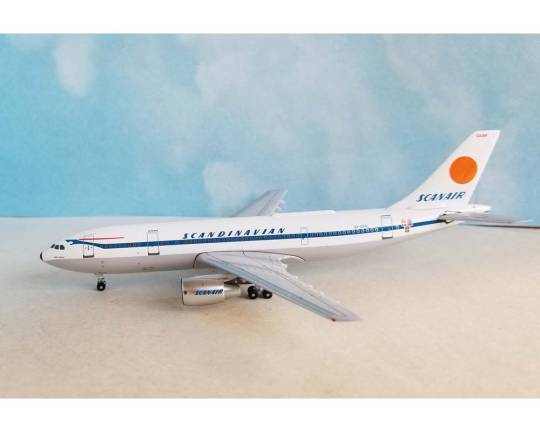 Aero Classics AC411390 1:400 SAS Scanair A300B4 SE - DFK
