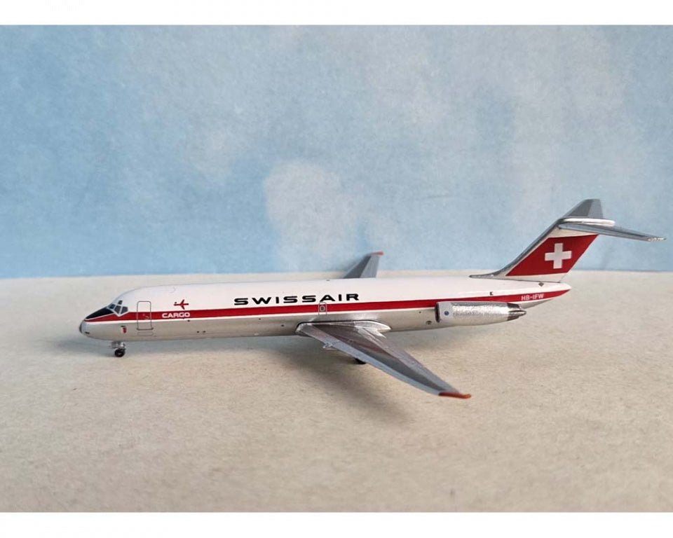 Aero Classics B727-200 & DC-9-32 セット www.JetCollector.com: Air Jamaica B727-200 6Y-JMA 1:400 Scale