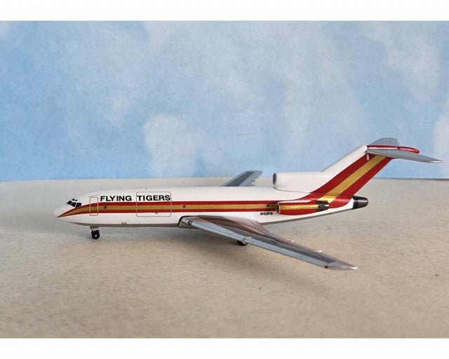 Aero Classics AC411476 1:400 Flying Tigers B.727-100F N152FN