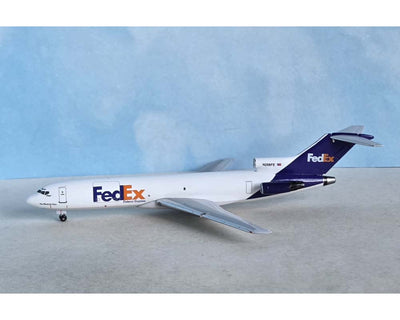 Aero Classics AC411549 1:400 FedEx B.727-200F N268FE
