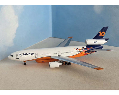 Aero Classics AC411576 1:400 10 Tanker DC-10 Tanker 910 N612AX