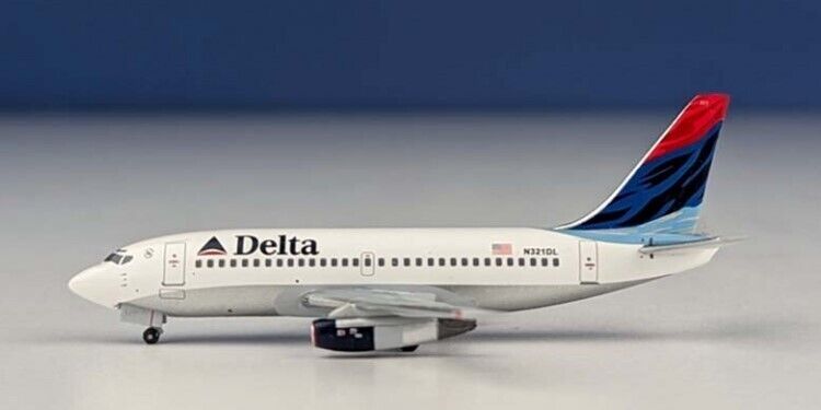 AeroClassics BBX41643 1:400 Delta Boeing 737 - 200 N321DL