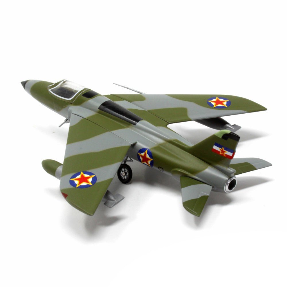 Aviation 72 AV72 - 28005 1:72 Folland Gnat F.1 – Yugoslav Air Force, (Belgrade Aeronautical Museum)