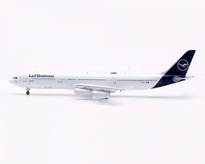 Aviation400 WB4048 1:400 Lufthansa Airbus A340 - 300 w/stand D - AIFC