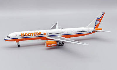 B - Models B - 752 - H1 1:200 Hooters Air Boeing 757 - 2G5 N750WL