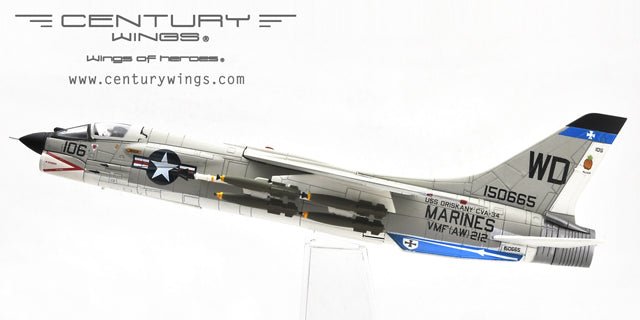 Century Wings 001624 1:72 F - 8E CRUSADER US Marine Corps VMF(AW) - 212 LANCERS WD106 1965