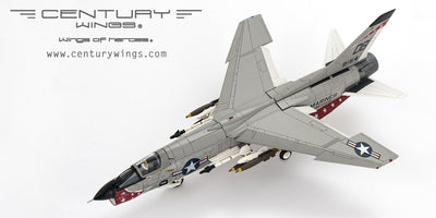 Century Wings 001645 1:72 F - 8E Crusader US Marine Corps VMF(AW) - 235 DEATH ANGELS DB9 1966 (Flaps down Version)