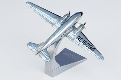 Corgi AA3004 1:144 Douglas DC - 3 Pan American (Pan Am) NC16094 Number 2 of 2,400
