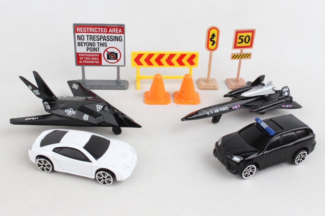 Daron RT6301 Spy Playset