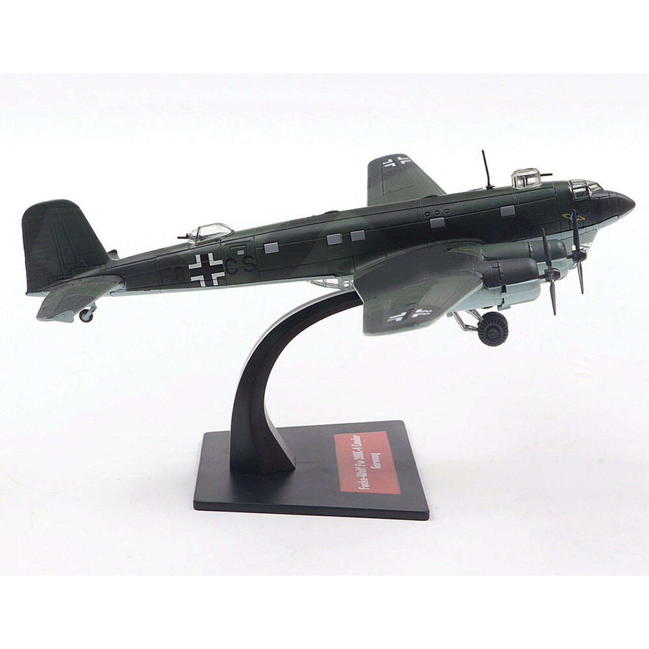 Diecast of Defense DOD31562 1:144 Focke - Wulf Fw - 200C - 4 Condor Luftwaffe