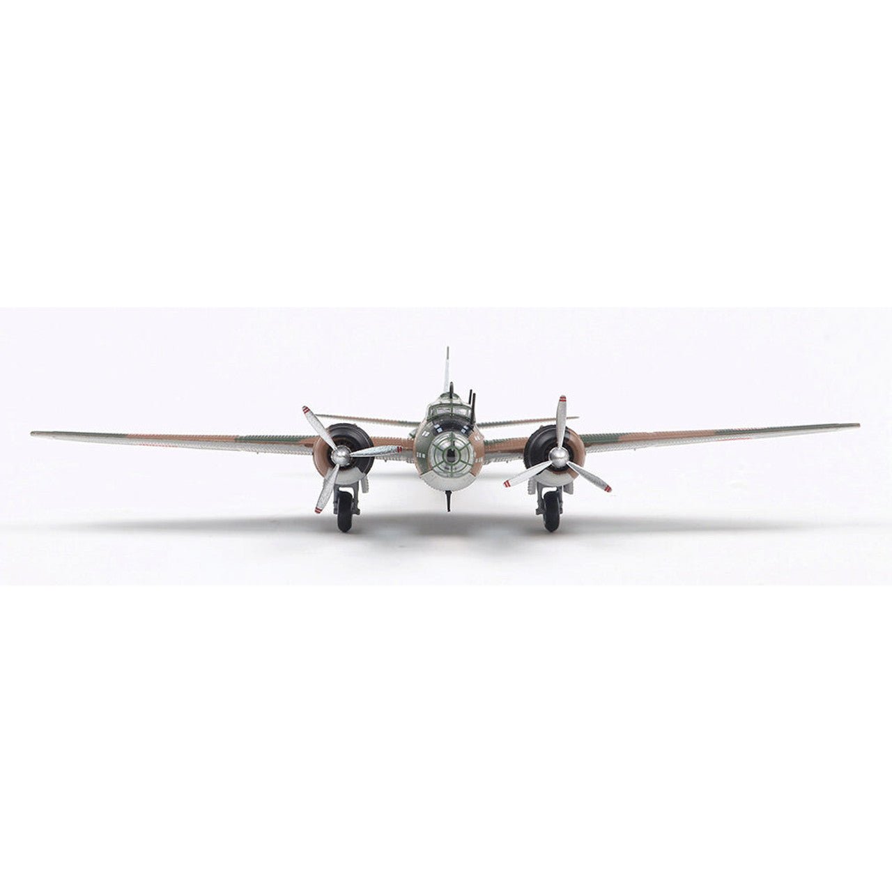 Diecast of Defense DOD31563 1:144 Mitsubishi G4M1 Type 1