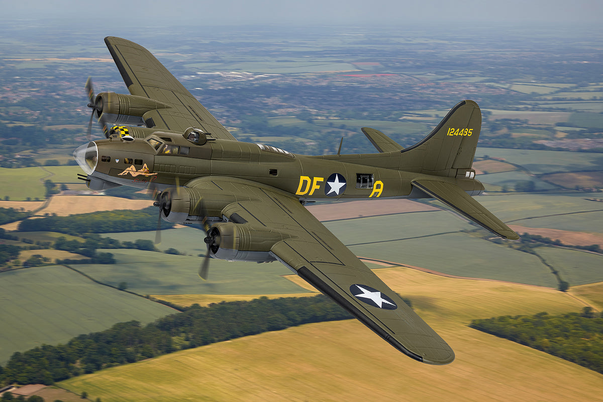 Corgi AA33323 1:48 Boeing B-17G Flying Fortress - 44-85784 / G-BEDF - 'Sally B' (B-17 Preservation Ltd)