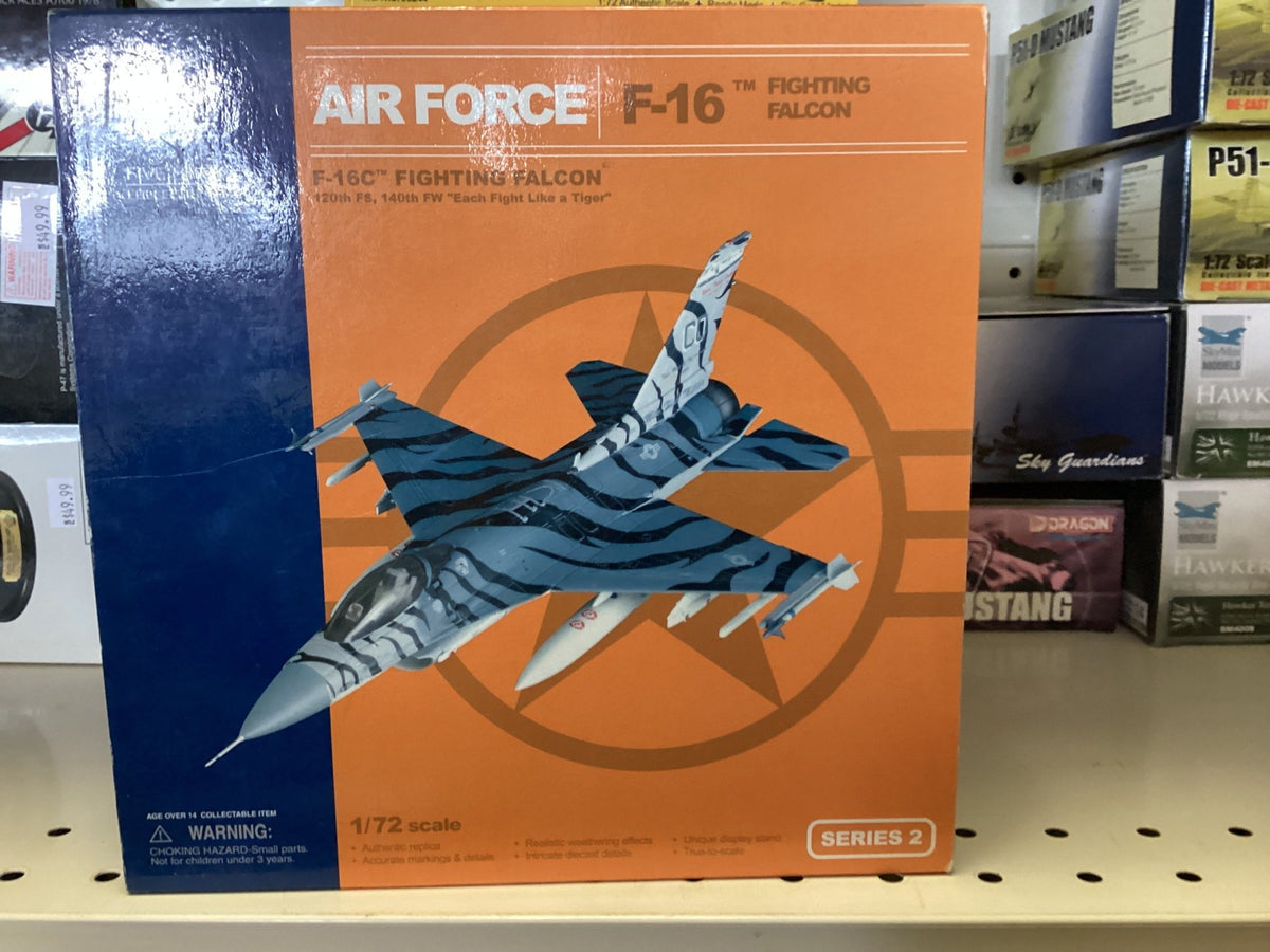 Dragon Wings 50009 1:72 F - 16 Fighting Falcon USAF "Each Fight Like a Tiger"