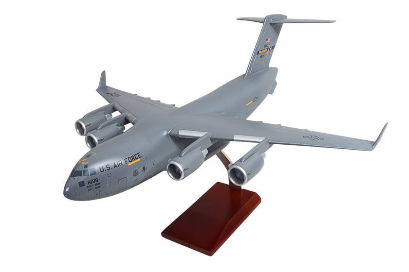 Executive Series B2810 1:100 Boeing C - 17 Globemaster III USAF McGuire AFB, "The Spirit of New Jersey"