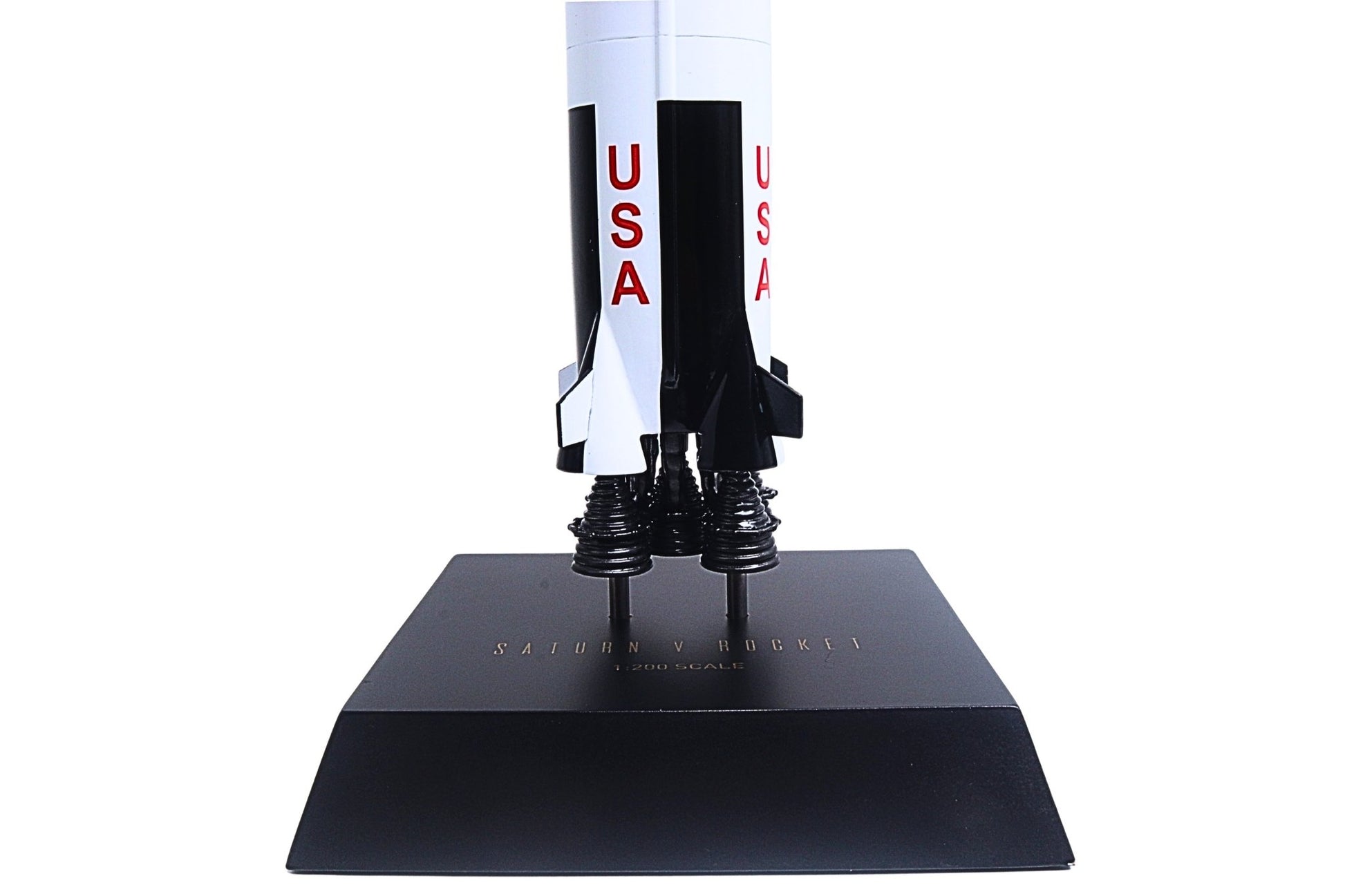Executive Series EXE0120 1:200 Saturn V Rocket Nasa Apollo 11 Mission