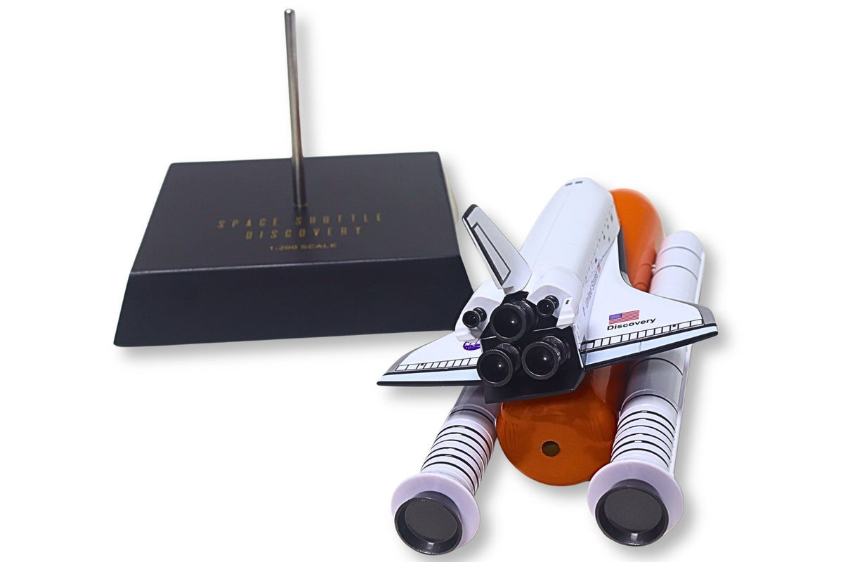 Executive Series EXE0220 1:200 NASA Space Shuttle Discovery Full Stack Configuration