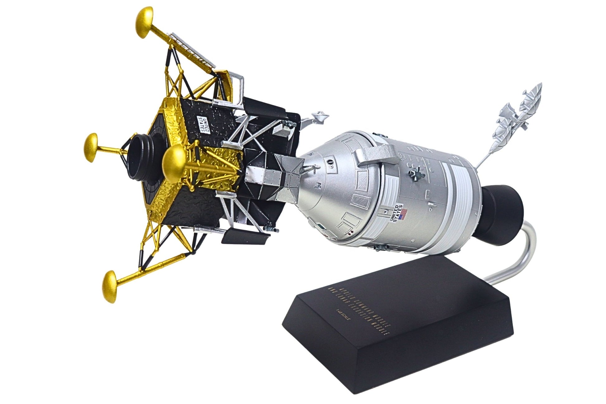 Executive Series EXE3648 1:48 Nasa Apollo 11 Command Module W/LEM