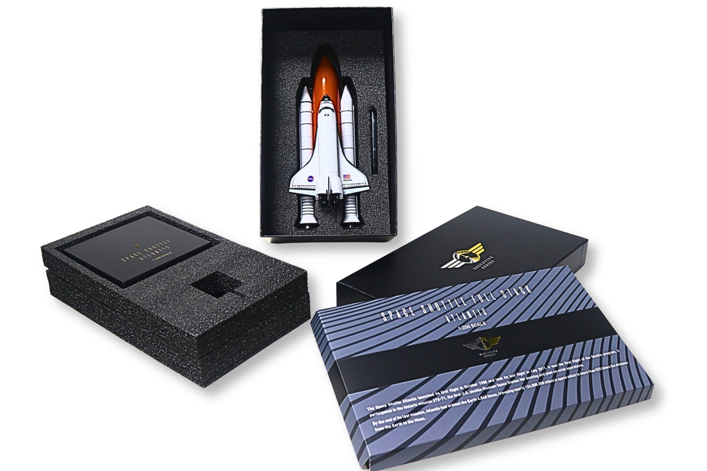 Executive Series EXE4120 1:200 NASA Space Shuttle Atlantis Full Stack Configuration