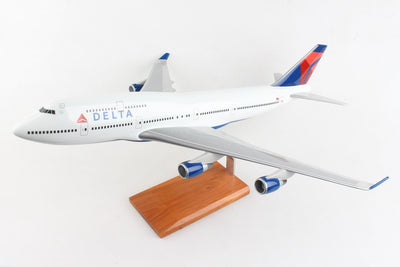 Executive Series G40210 1:100 Boeing 747 - 400 Delta Airlines