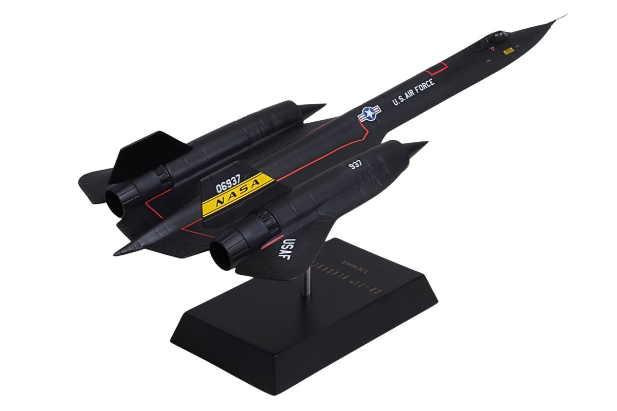 Executive Series Models EXB3572N 1:72 NASA SR-71 Blackbird