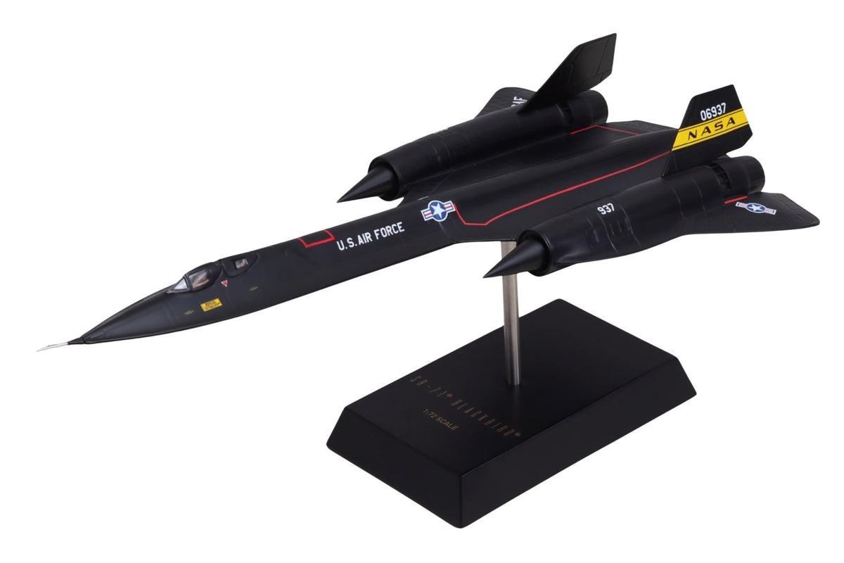 Executive Series Models EXB3572N 1:72 NASA SR-71 Blackbird