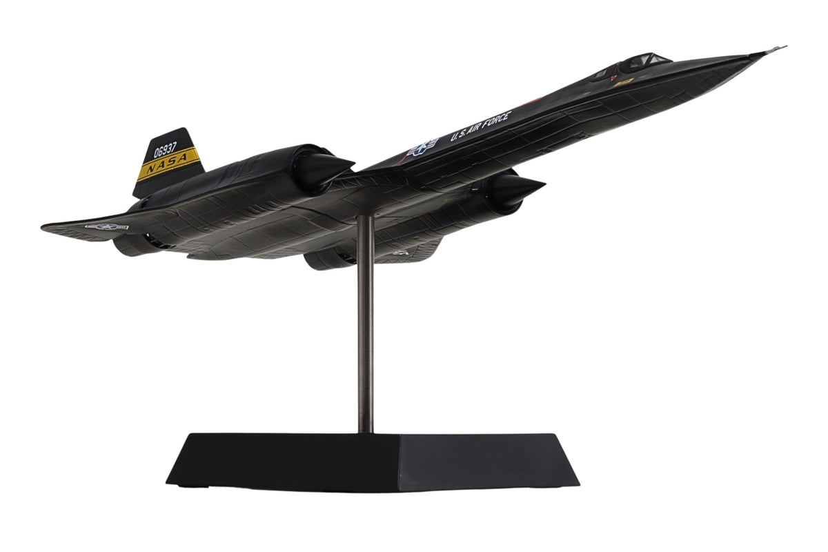 Executive Series Models EXB3572N 1:72 NASA SR-71 Blackbird