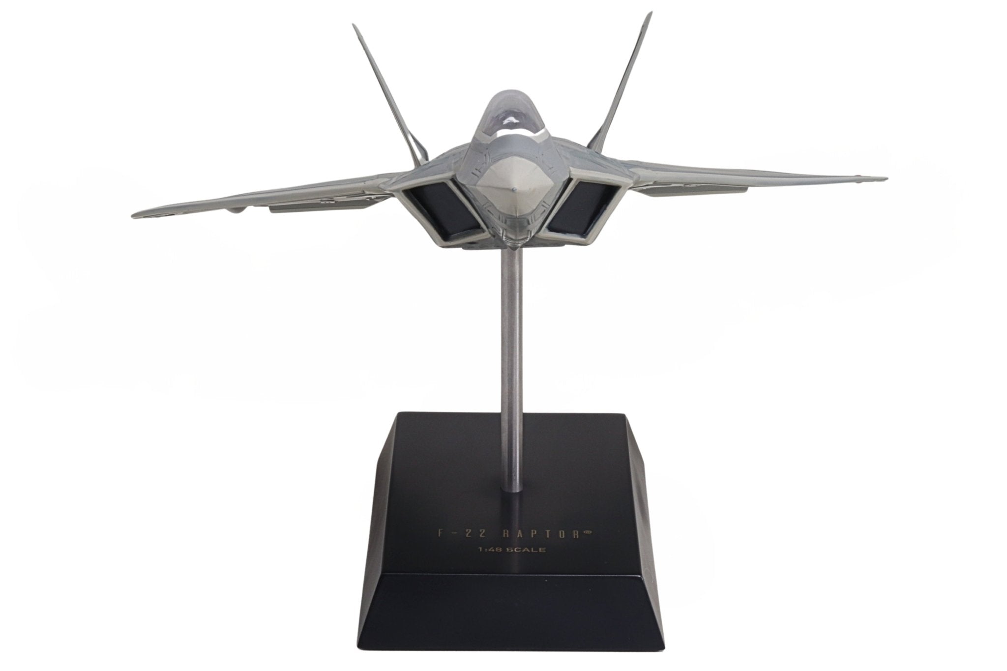 Executive Series Models EXB5948 1:48 F-22 Raptor USAF – MTS