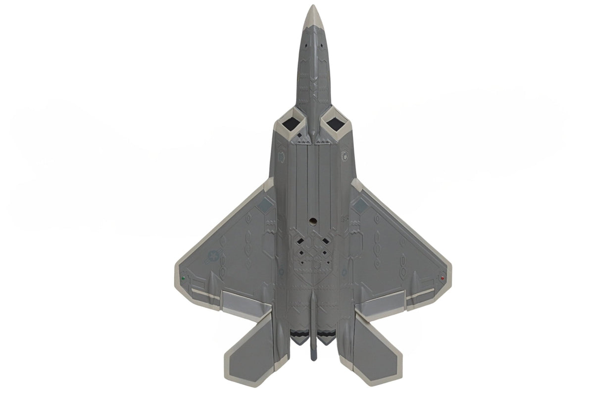 Executive Series Models EXB5948 1:48 F-22 Raptor USAF
