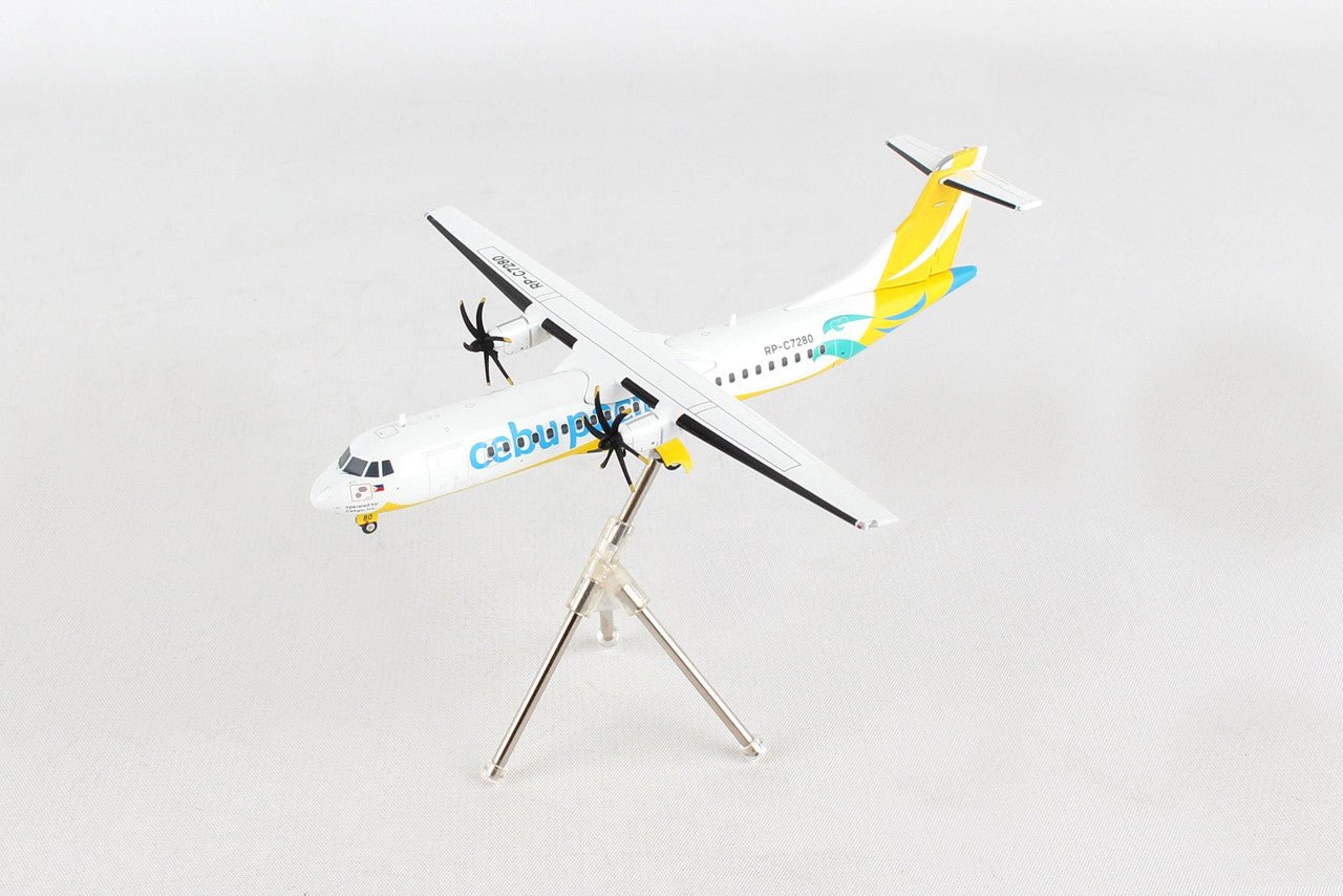 Gemini Jets CEB2A72 1:200 CEBU PACIFIC ATR - 72 - 600 (NEW LIVERY) RP - C7280