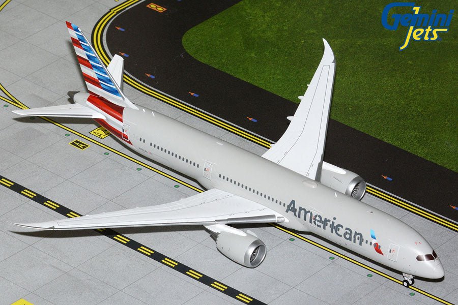 Gemini Jets G2AAL1411 1:200 American Airlines B787 - 9 N836AA