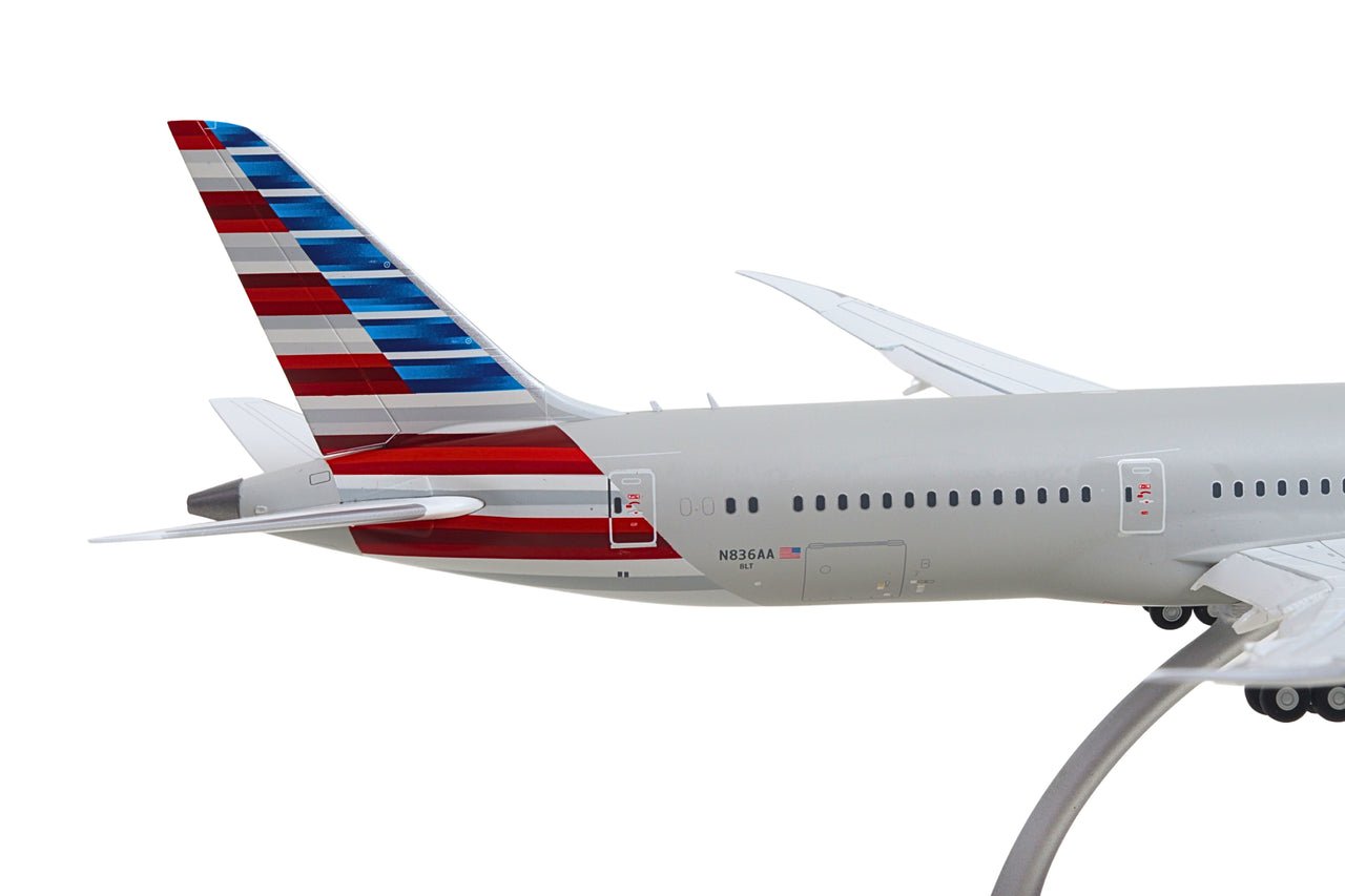 Gemini Jets G2AAL1411F 1:200 American Airlines B787 - 9 N836AA (flaps down)