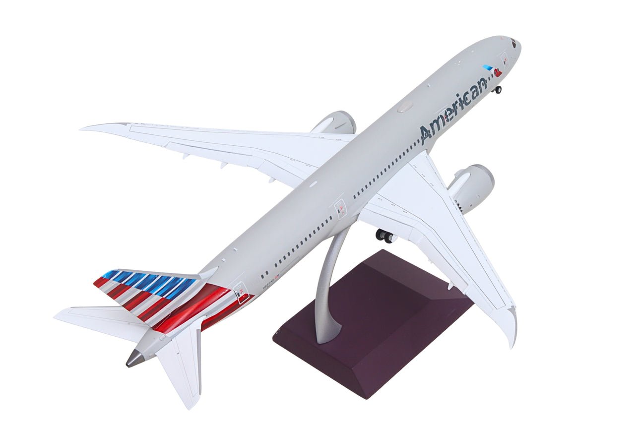 Gemini Jets G2AAL1411F 1:200 American Airlines B787 - 9 N836AA (flaps down)