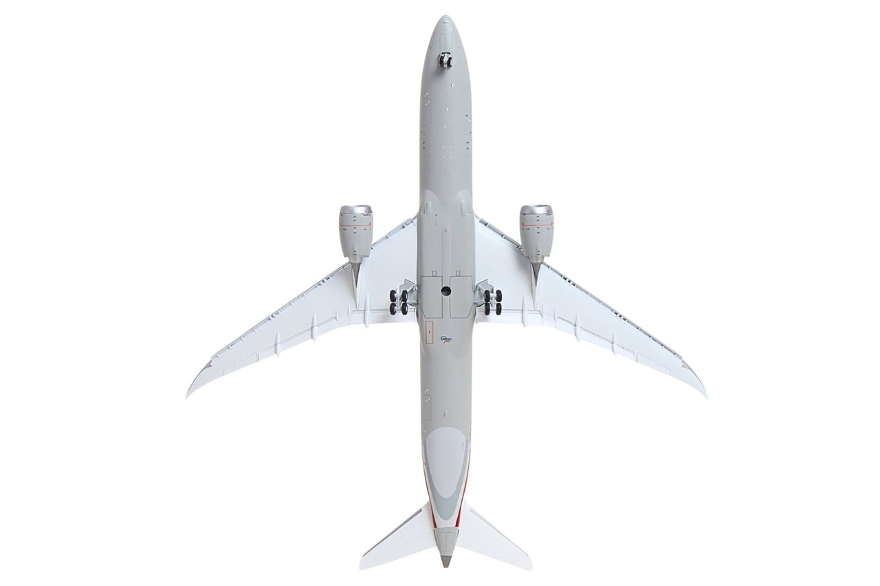 Gemini Jets G2AAL1411F 1:200 American Airlines B787 - 9 N836AA (flaps down)