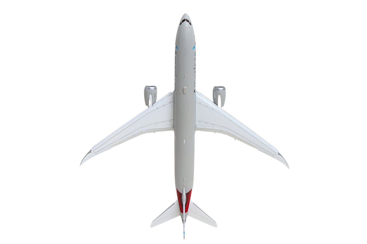 Gemini Jets G2AAL1411F 1:200 American Airlines B787 - 9 N836AA (flaps down)