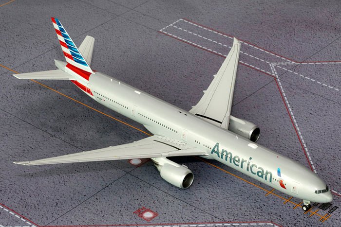 Gemini Jets G2AAL415 1:200 American Airlines Boeing 777 - 300ER N718AN