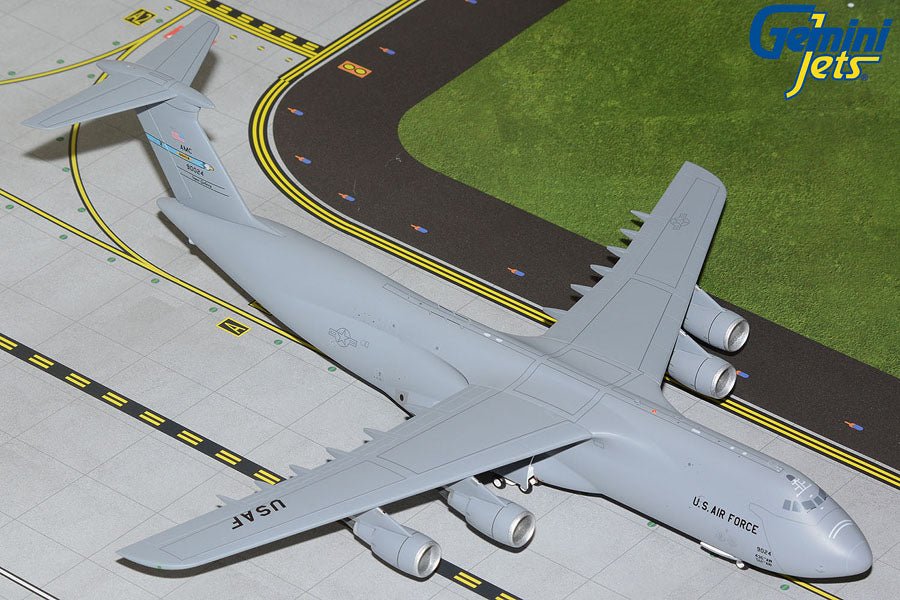 Gemini Jets G2AFO1133 1:200 USAF C - 5M Super Galaxy 69 - 0024 "Dover AFB"