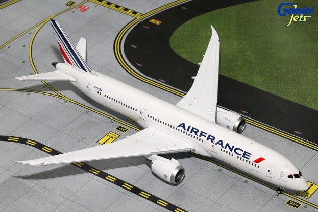 Gemini Jets G2AFR632 1:200 Air France Boeing 787 - 9 Dreamliner F - HRBA