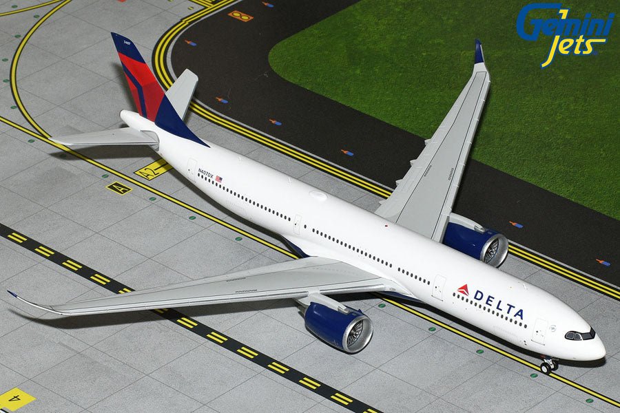 Gemini Jets G2DAL1110 1:200 Delta Air Lines A330 - 900neo N407DX